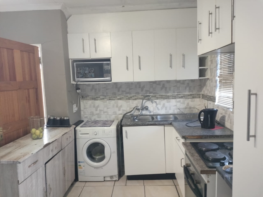 3 Bedroom Property for Sale in Raceway Free State